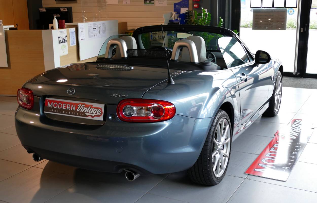 Mazda MX-5 NC Roadster 1.8 126cv Kaminari 1