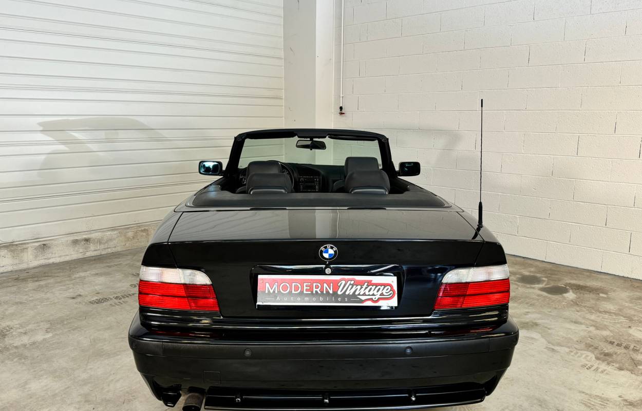 BMW 320i E36 Cabriolet Pack M Sport 15