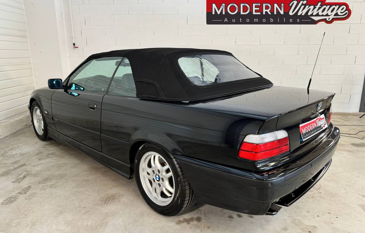 BMW 320i E36 Cabriolet Pack M Sport 2