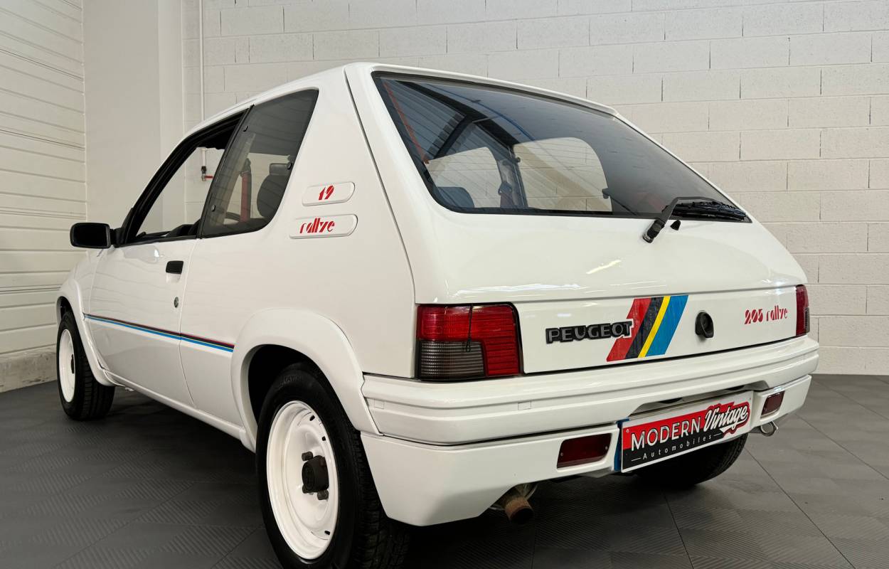 Peugeot 205 1.9i 103cv Rallye 1