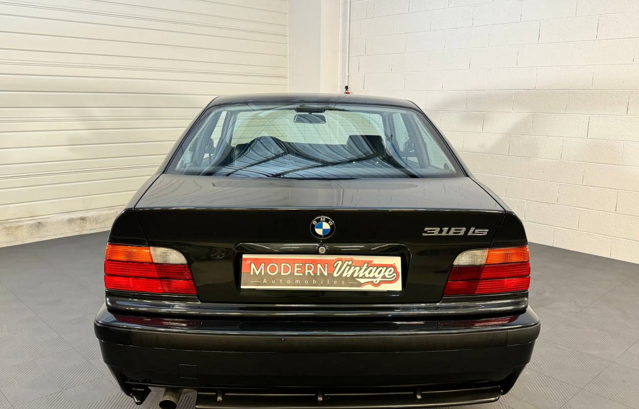 BMW 318is E36 Coupé 1.9 140cv 12