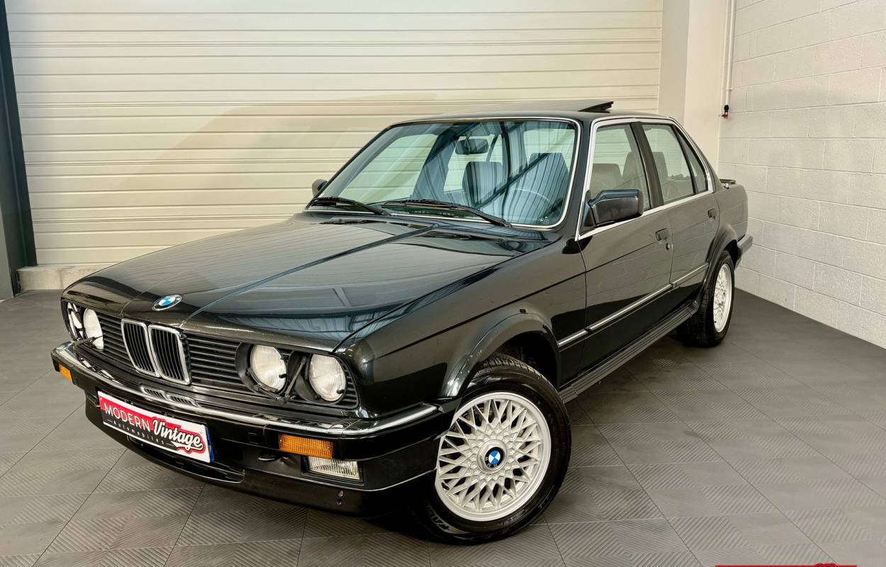 BMW 325ix E30 Berline 171cv Phase 1 0