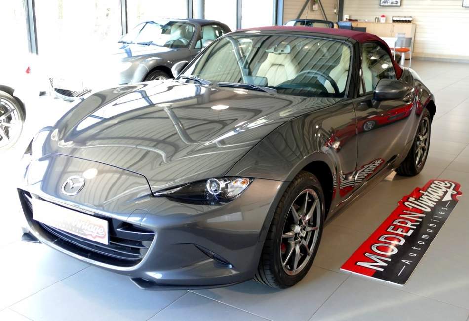 Mazda MX-5 Roadster 1.5 131 Sakura