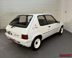 Peugeot 205 1.9i 103cv Rallye 16