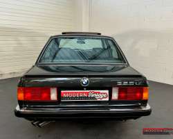 BMW 325ix E30 Berline 171cv Phase 1 12