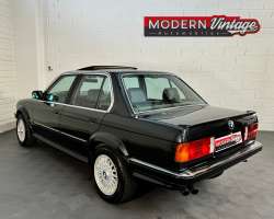 BMW 325ix E30 Berline 171cv Phase 1 13