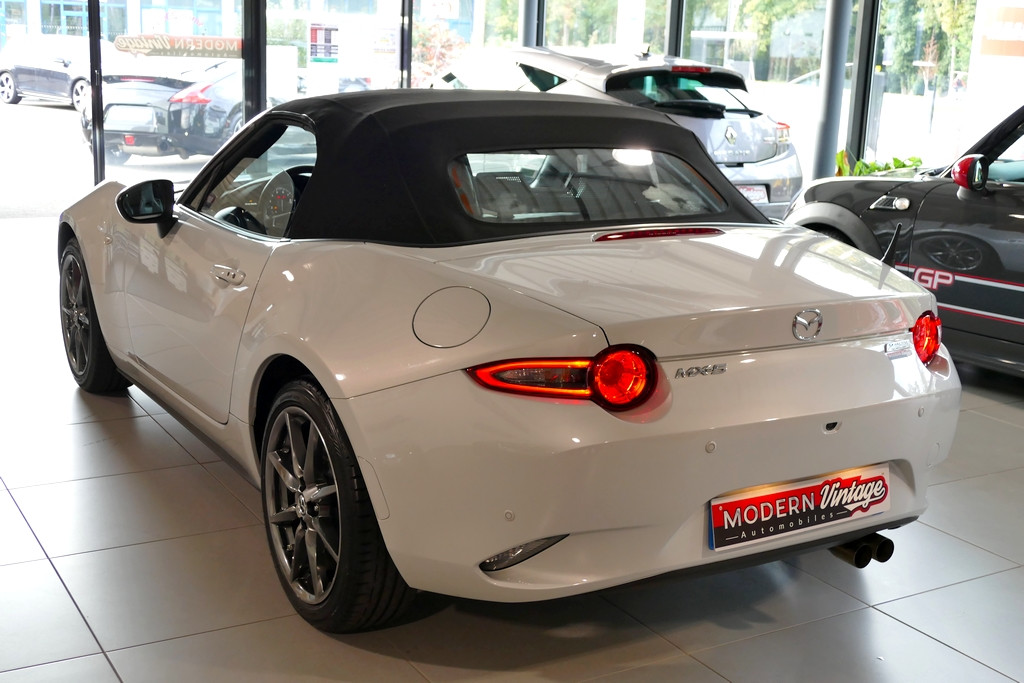 Mazda roadster nd