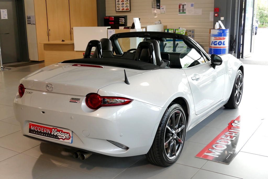 Mazda roadster nd